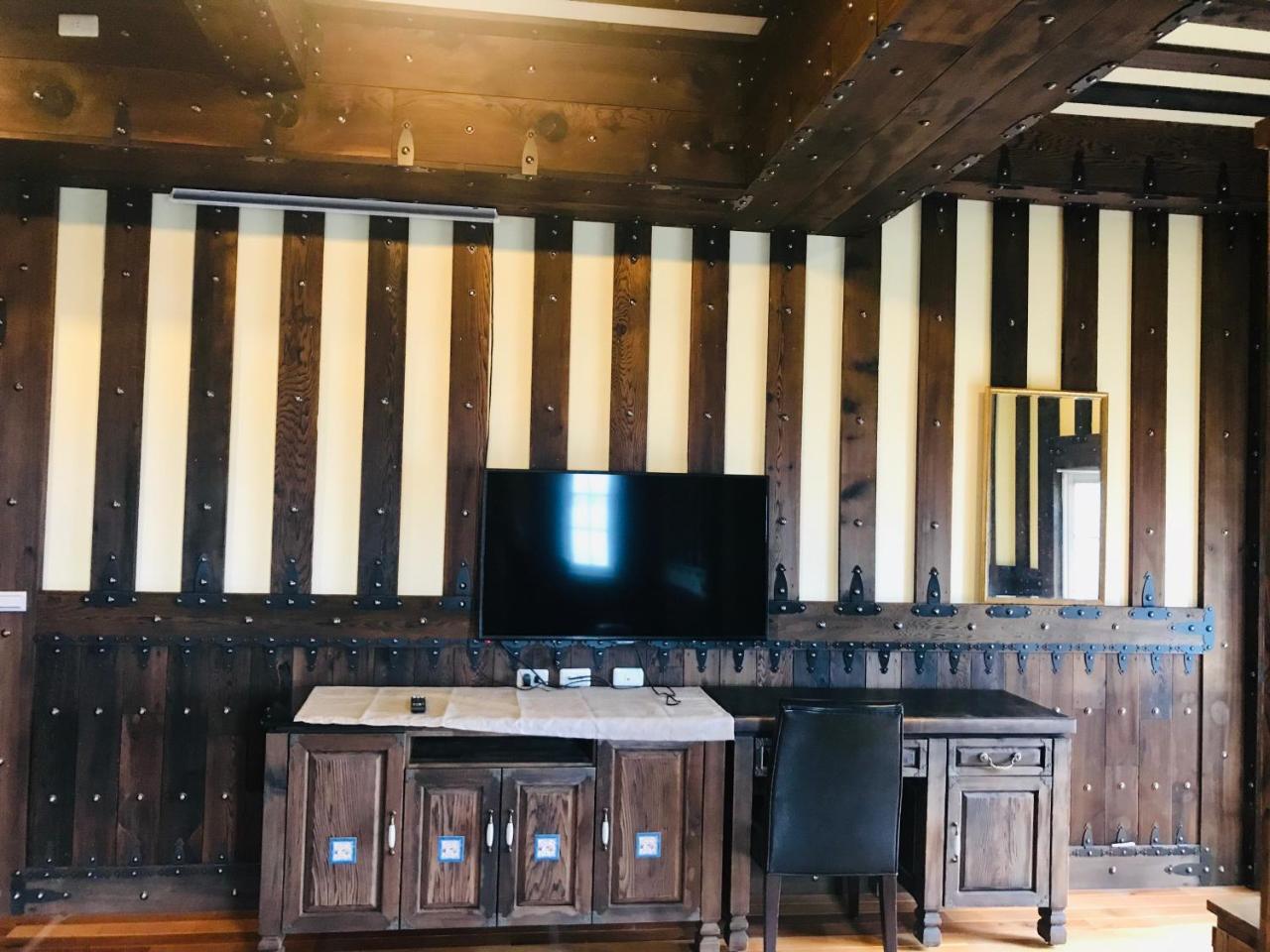 Black Forest Manor Renai Εξωτερικό φωτογραφία
