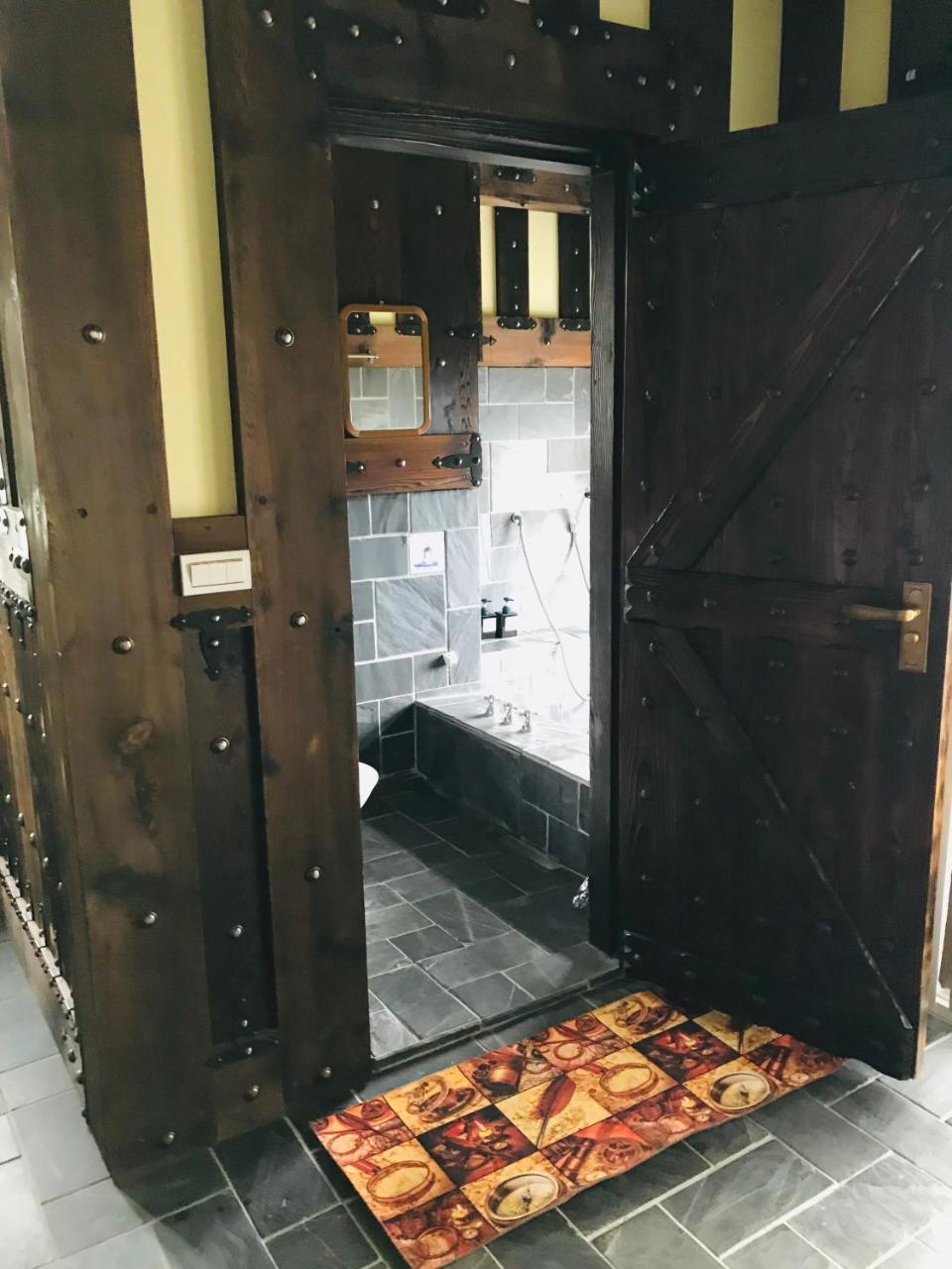 Black Forest Manor Renai Εξωτερικό φωτογραφία