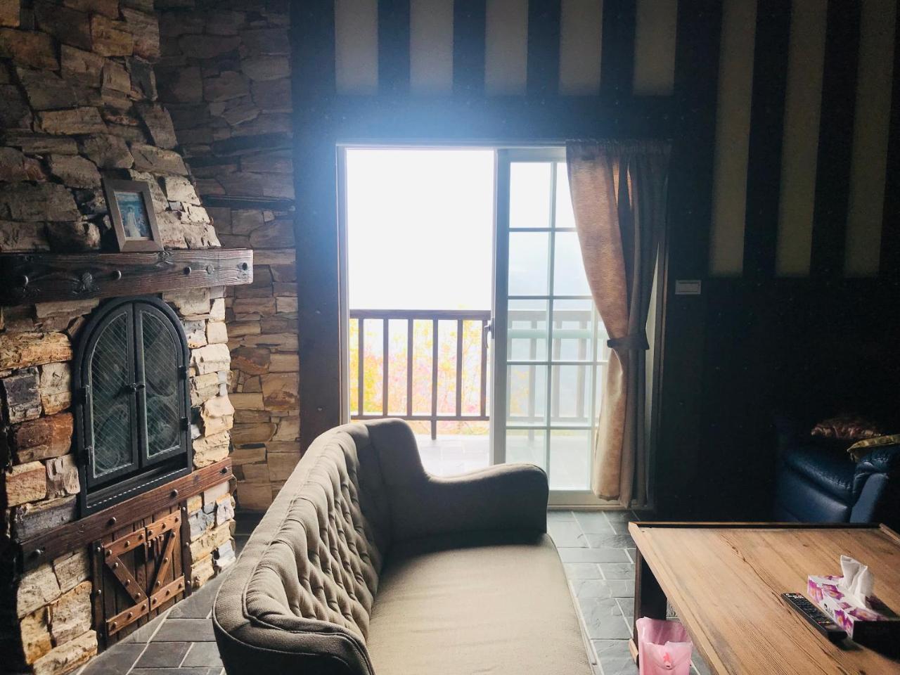 Black Forest Manor Renai Εξωτερικό φωτογραφία