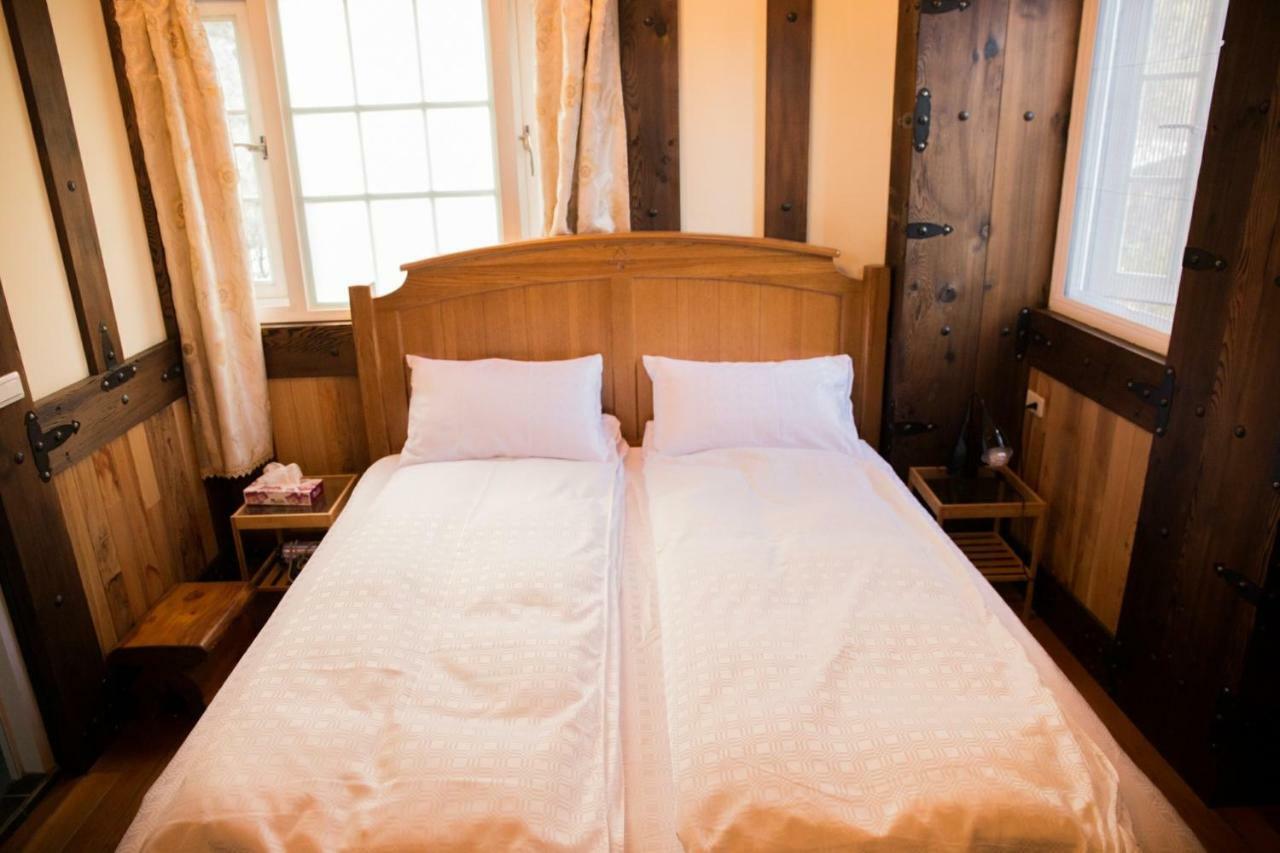 Black Forest Manor Renai Εξωτερικό φωτογραφία
