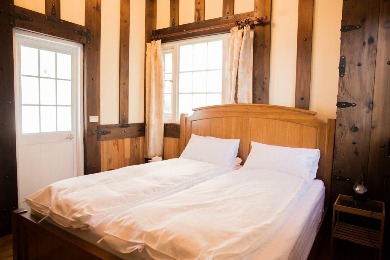 Black Forest Manor Renai Εξωτερικό φωτογραφία